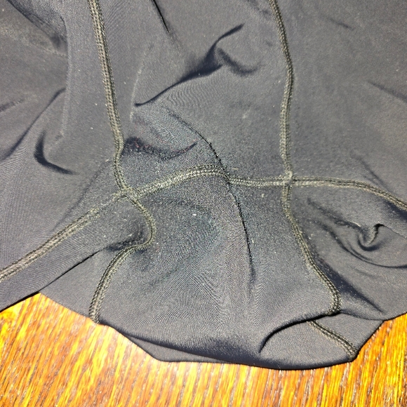 Under Armour compression shorts - Picture 5 of 5